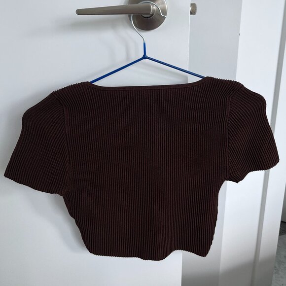 Babaton Aritzia Sculpt Knit Square Neck Crop Top - Size Small - Picture 2 of 7